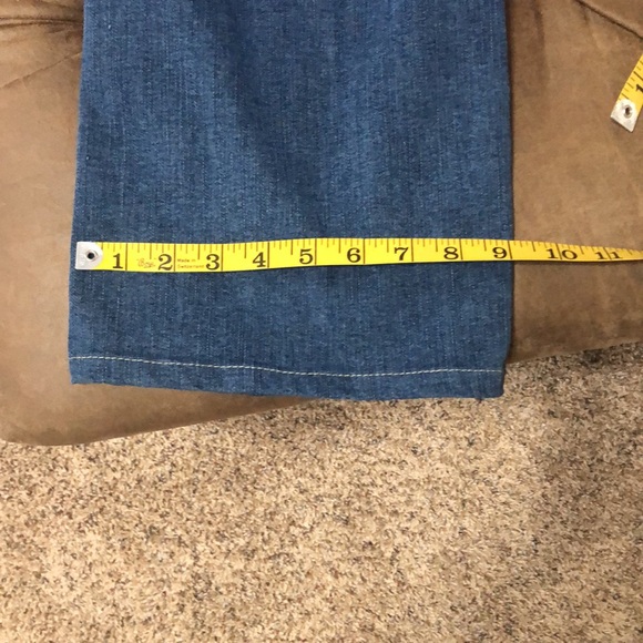 Maurice’s High Rise Curvy Jeans, size 16W short - Picture 7 of 8
